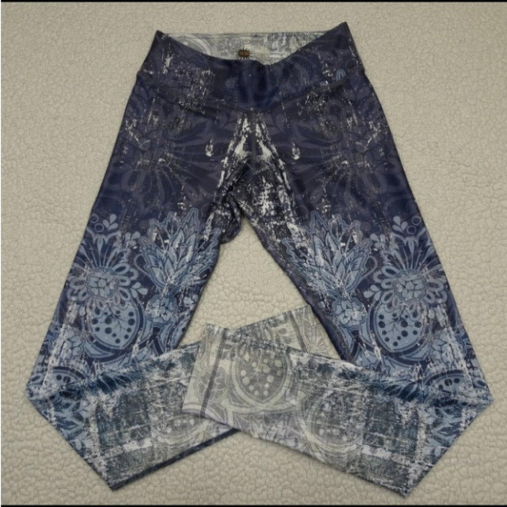 Niyama Cropped Floral Print Leggings Size XS